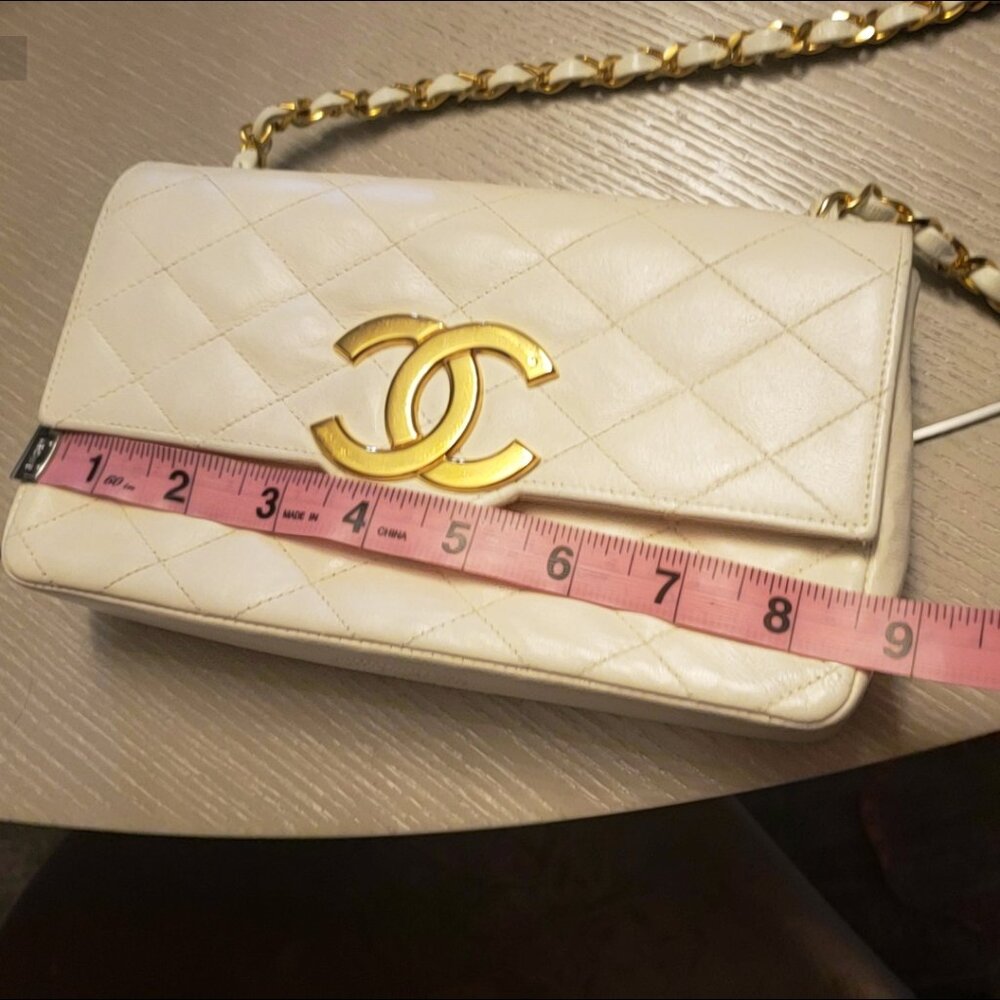 Chanel Vintage Interlocking CC White Leather Flap Bag Purse ✨🤍 - Picture 6 of 17